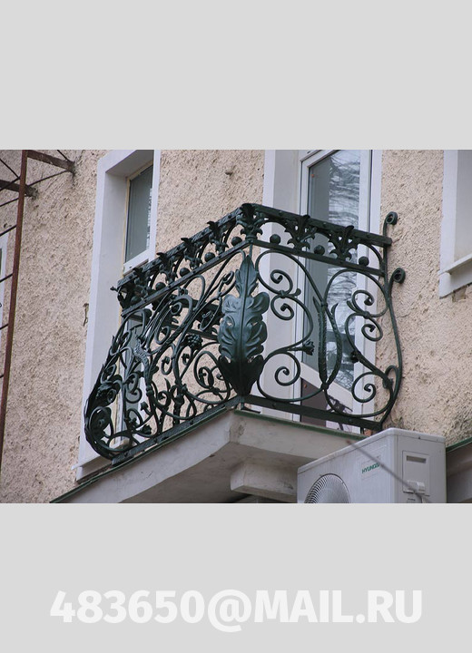 На фото Металлические ограждения для балкона, модель №3 на заказ в Орле